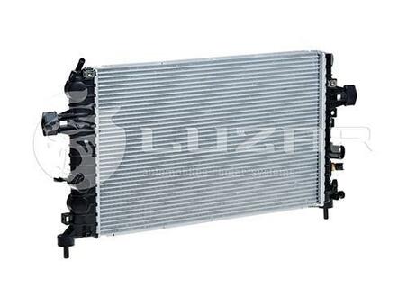 Радиатор системы охлаждения LUZAR LRC 2166